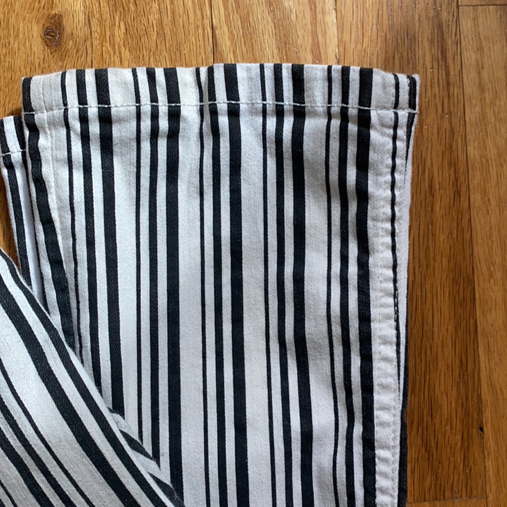 BDG Urban Outfitters Black & White Striped Lightweight Jeans - Picture 6 of 8